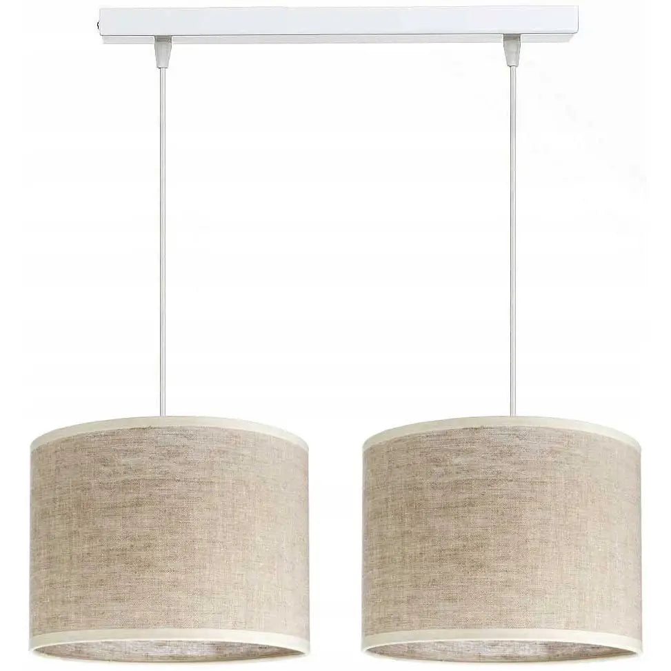 Dobbel lampestripe med lysebrune lintekstilskjermer og hvitt takfeste, sett rett forfra.