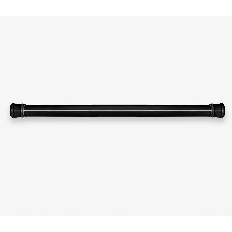 Dusjstang svart, teleskopmodell 160-300 cm, rett forfra med forsterkede endestykker på hvit bakgrunn.