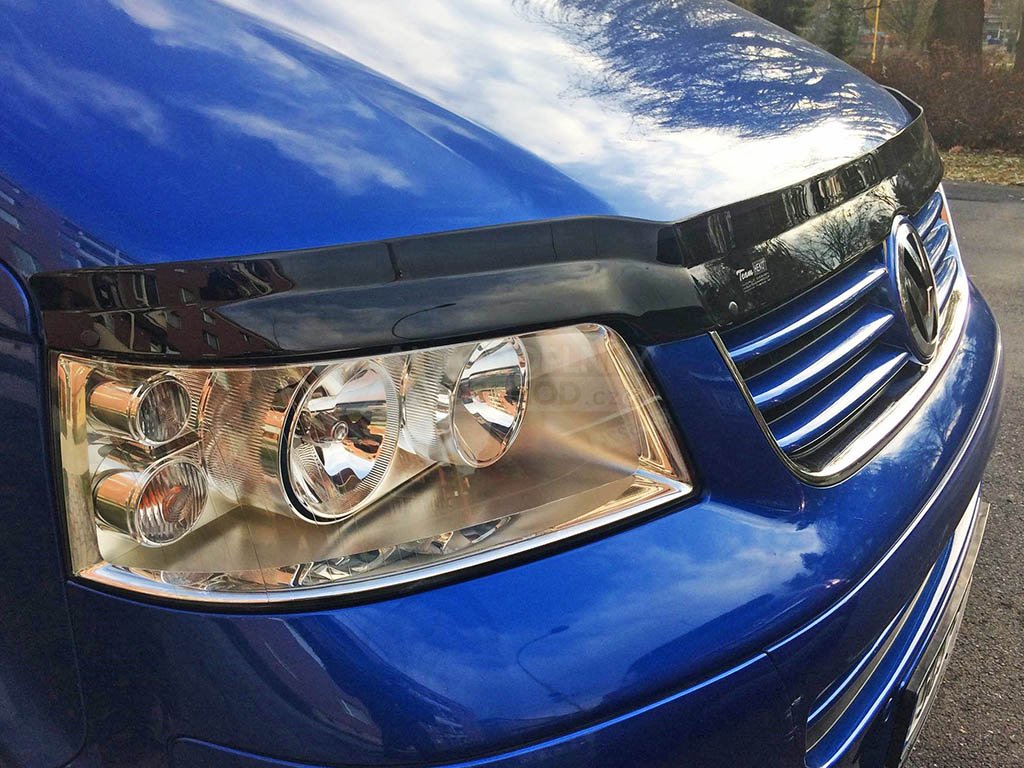 Heko panserbeskytter i akryl til Vw T5 (2003-2009) gir effektiv beskyttelse mot steinsprut og insekter