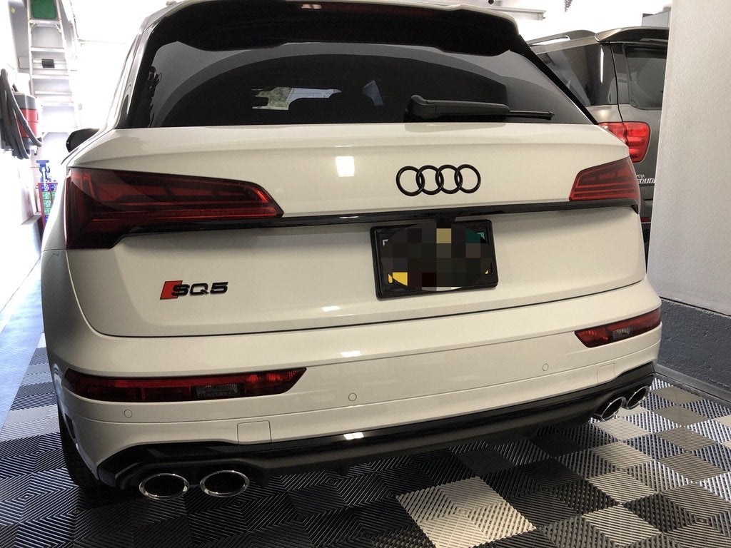 Emblem Audi A6 C7 / Audi Q5 FY Sport Black Edition - sett forfra