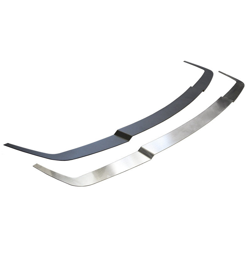 BMW E30 frontsplitter i aluminium montert på IS Lippe frontspoiler – racing-look