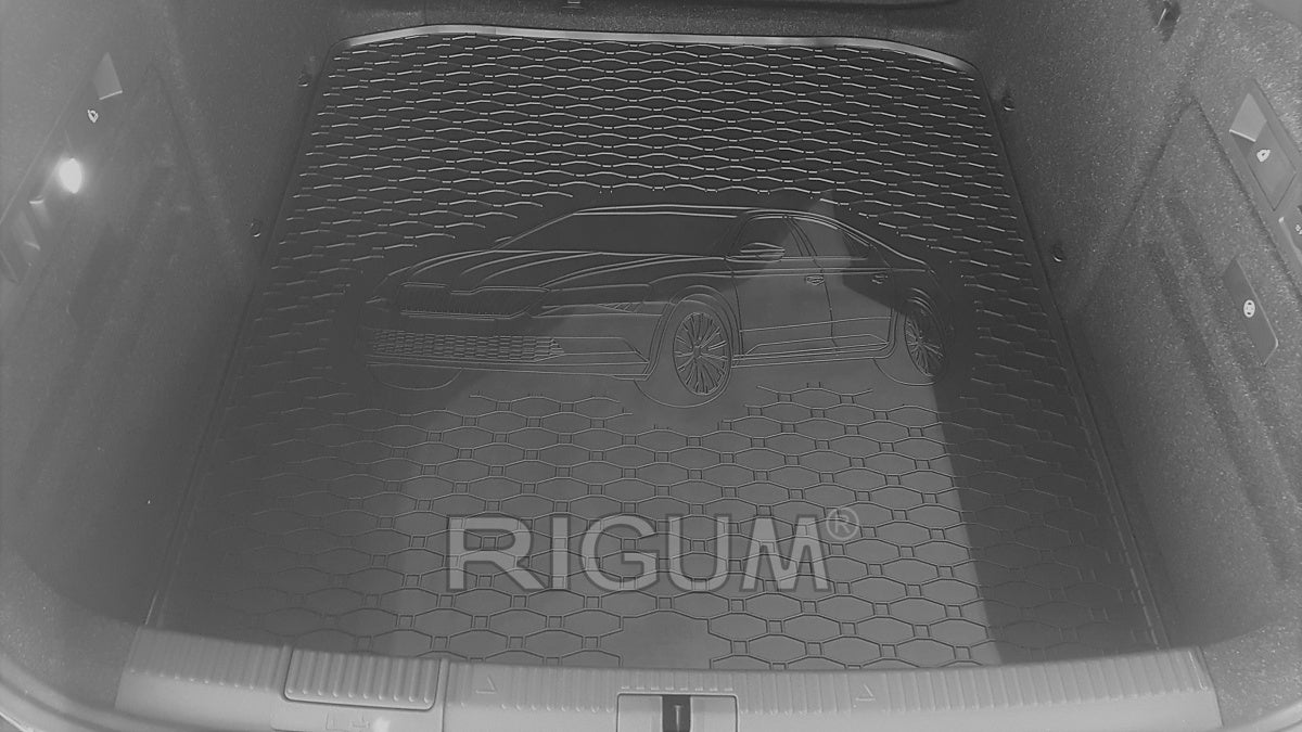 Rigum bagasjeromsmatte til Skoda Superb III Liftback – 10 mm sidekant