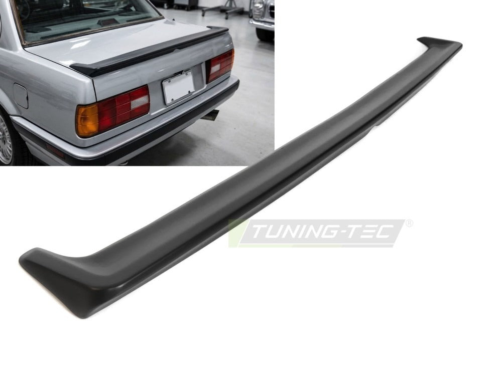 Spoiler Matt Svart BMW E30 82-90 vist skrått med profil synlig