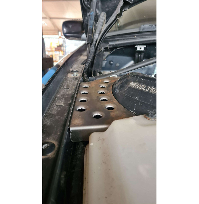 BMW E46 sidebrace fjærbeinkopper stanset S355 konstruksjonsstål