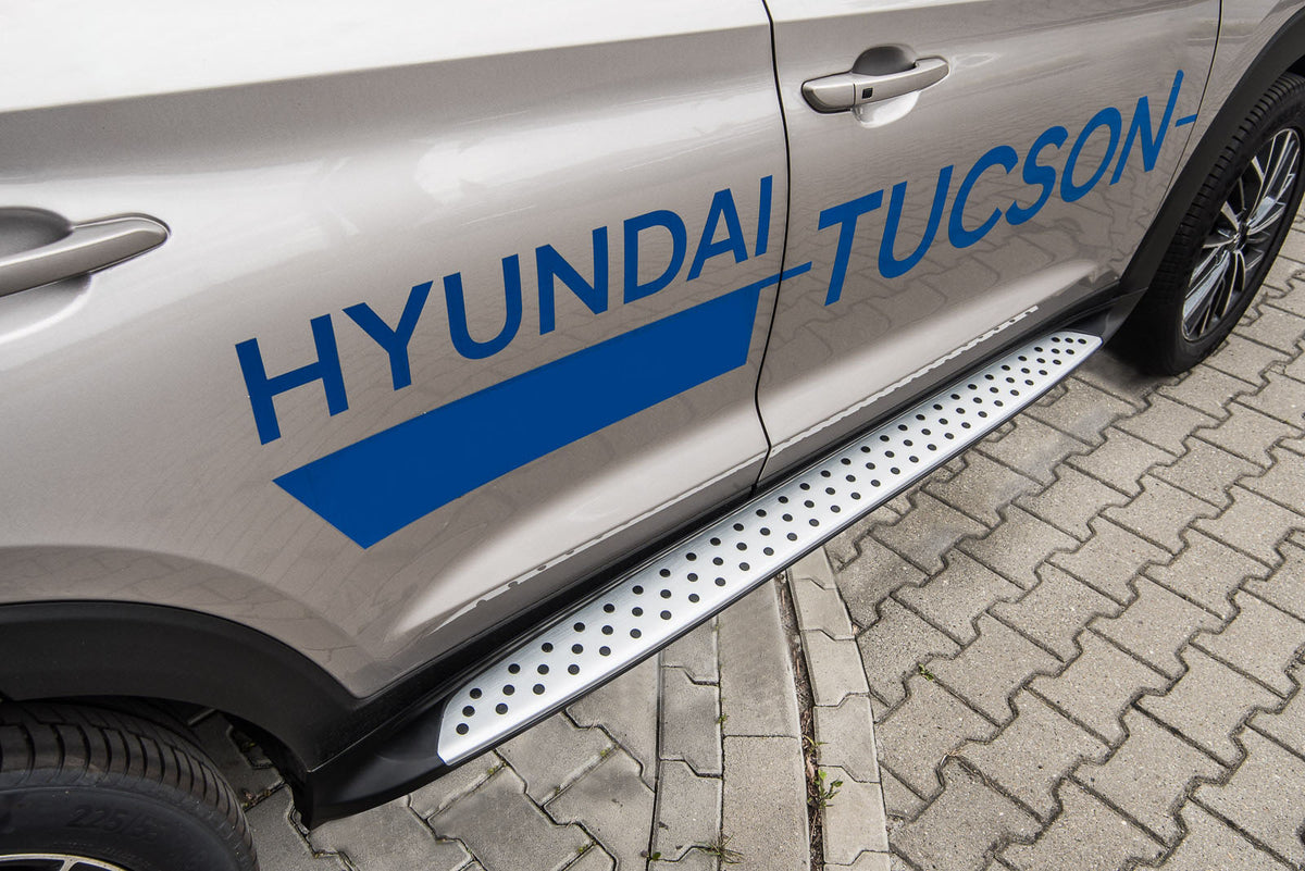 Stigtrinn fra Ventshield til Hyundai Tucson 2015-2020 i aluminium og ABS med monteringssett