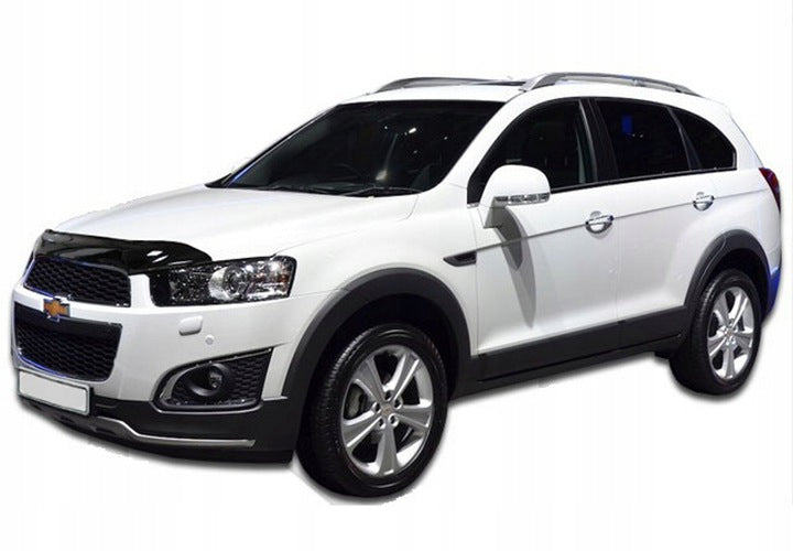 HD panserbeskytter i akryl til Chevrolet Captiva med sort gloss overflate for effektiv steinsprutbeskyttelse og enkel monteri
