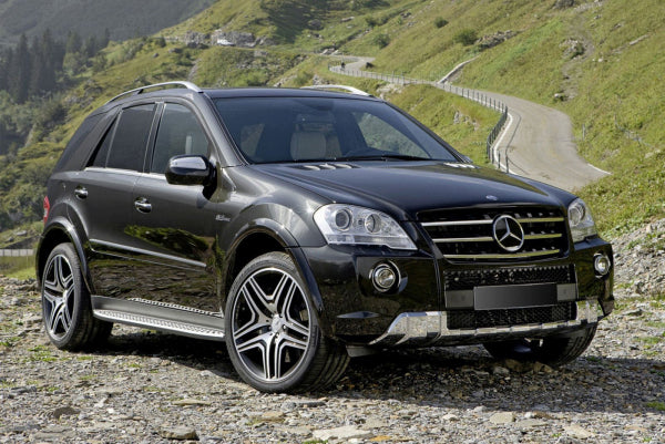 Stigtrinn Ventshield til Mercedes ML 2005-2011 i aluminium og ABS for enkel montering