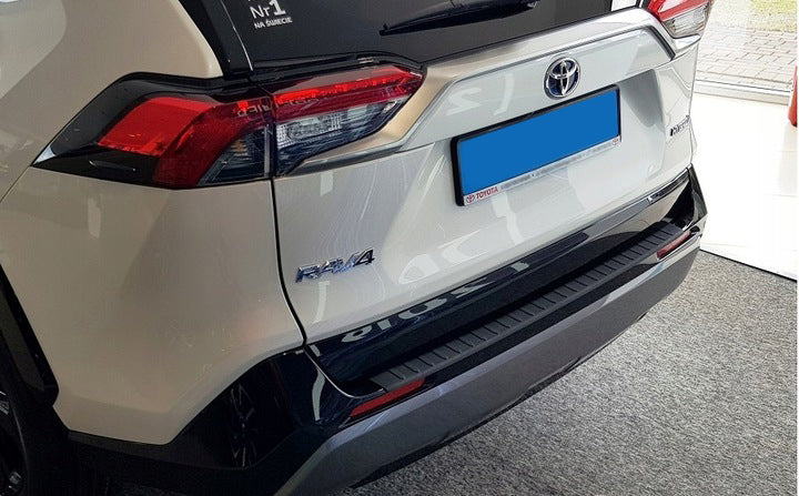 Noname bakfangerbeskytter til Toyota RAV4 Plug-in Hybrid – ABS plast