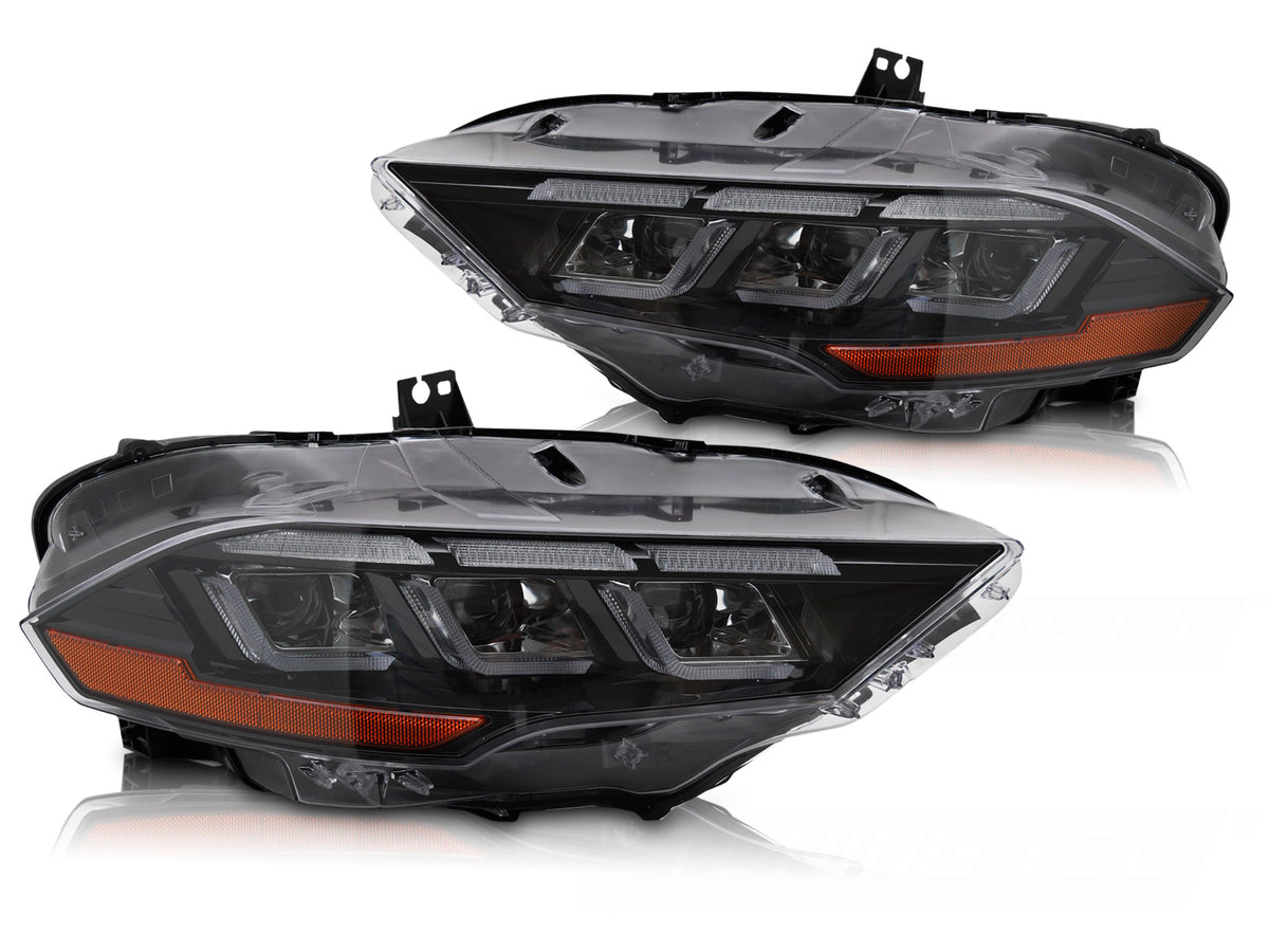 Frontlykter Full LED Sequential DRL til Ford Mustang 18-22 sett rett forfra på hvit bakgrunn.