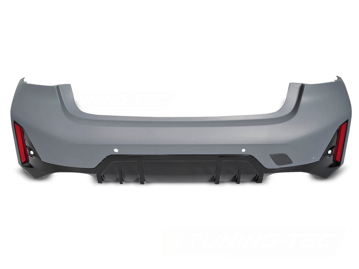 Bakfanger Sport Look PDC (Quad Exhaust) til BMW G20 LCI 22-26 sett rett forfra på hvit bakgrunn.