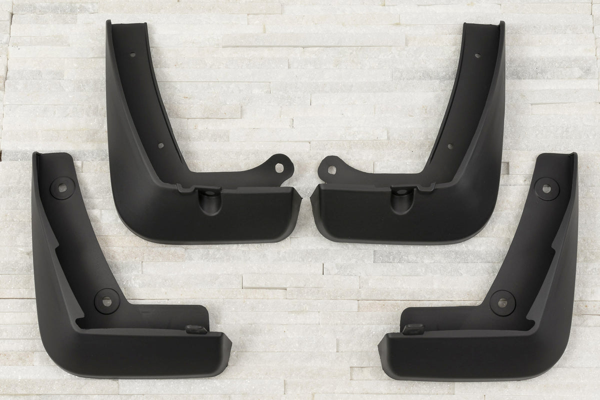 Ven-Tuning skvettlapp til Mazda 3 IV (BP) SEDAN – svart ABS-plast