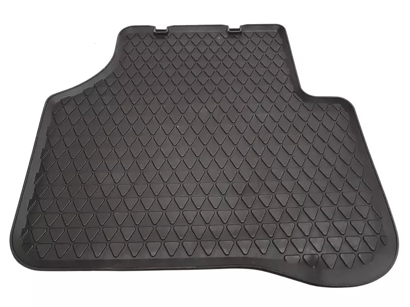 Gulvmatter Vw CC / Passat CC (2012-2017) – HDTE - High-density Termoplast-elastomer | VAG OEM - nærbilde