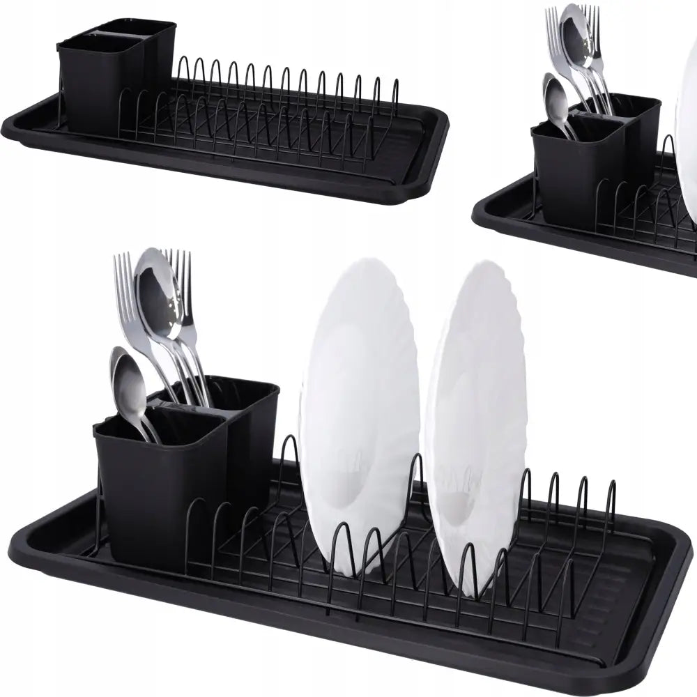 Elegant svart oppvasktørker med to bestikkholdere og separate spor til tallerkener, vist i bruk på kjøkkenbenk.
