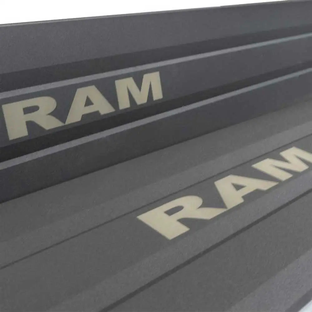 Elektriske Trinnbrett til Ram 1500 Classic Ds 19-