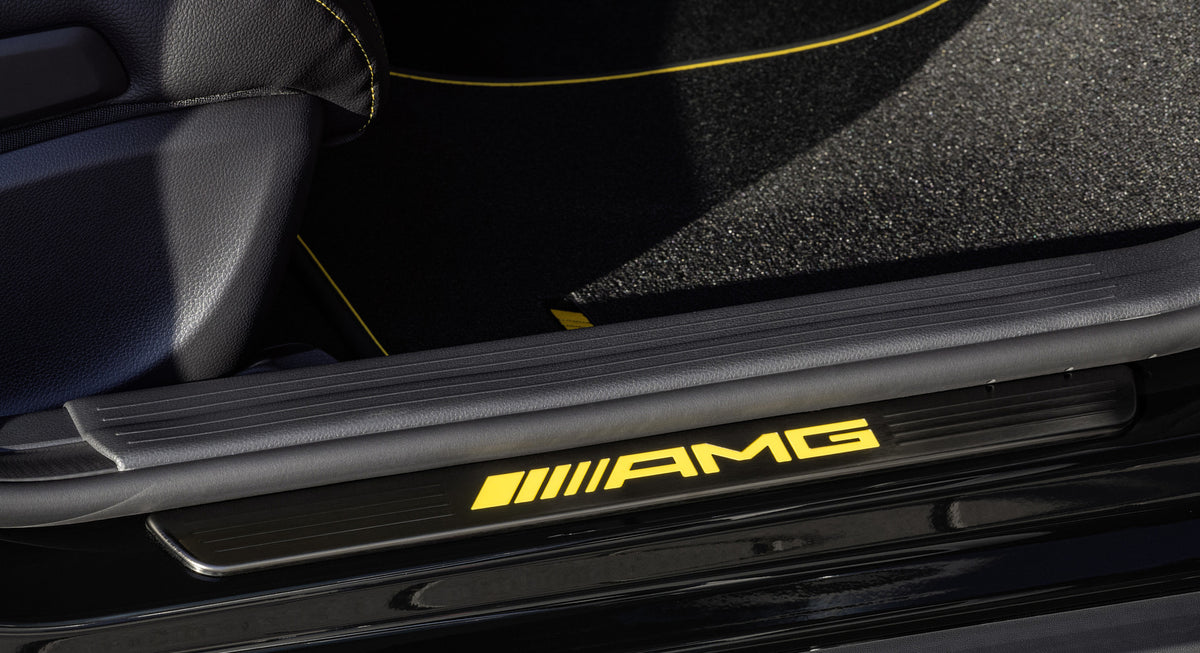 Mercedes OEM dørbeskytter til Mercedes AMG for LED lighting Black&Yellow Edition – rustfritt stål