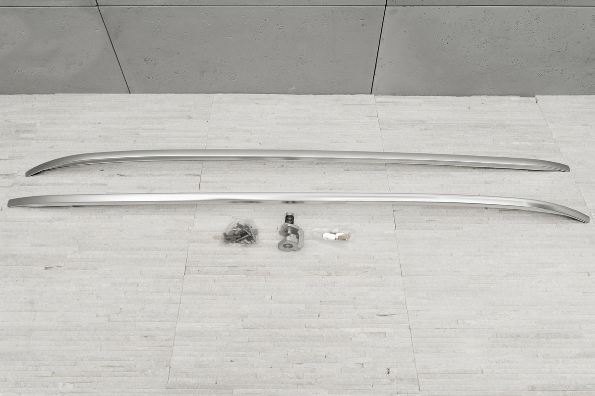 Takrails Ventshield til Jaguar F-PACE 2016 og nyere, laget i aluminium og ABS for enkel montering.
