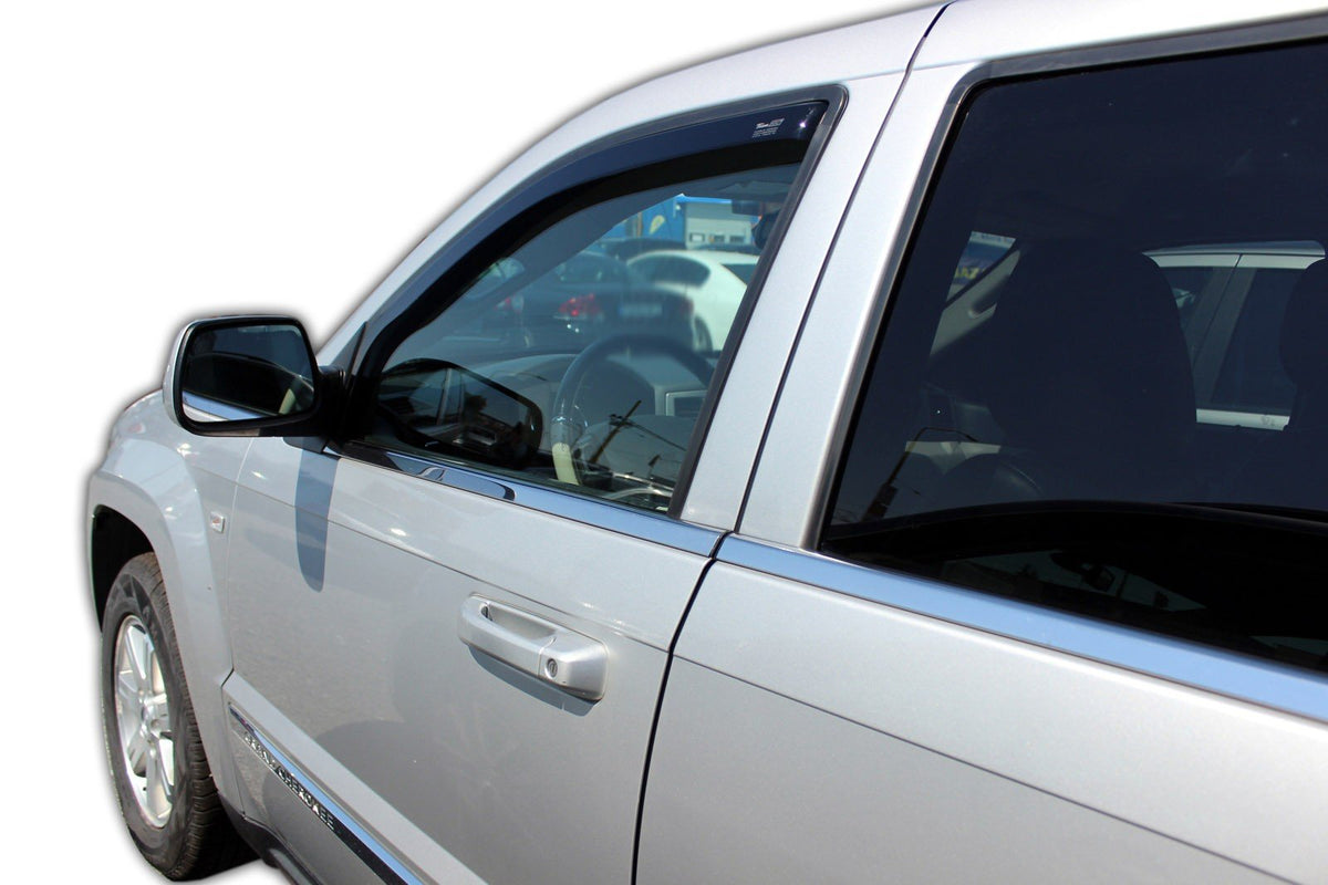 Heko vindavviser til Jeep Grand Cherokee III (WK) – sort transparent plexi