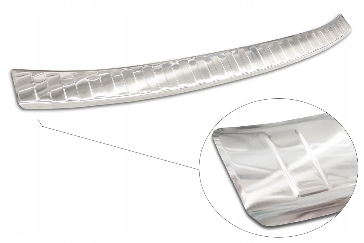 Bakfangerbeskytter Vw Golf VIII Variant / Silver Edition (2020-) – Rustfritt stål - detaljer