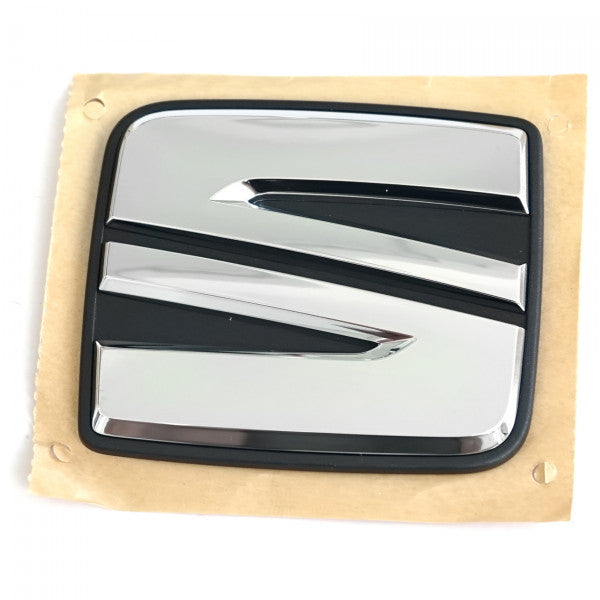 Emblem/logo til Seat Mii / Seat e-Mii 2020 -> i Chrome Satin Black montert på bakluke