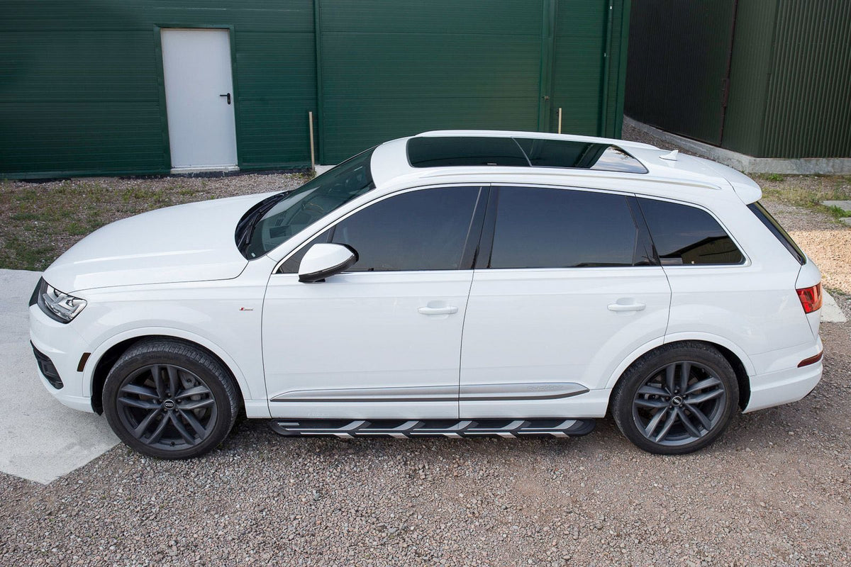 Stigtrinn Audi Q7 4M Ventshield (2015-) - nærbilde