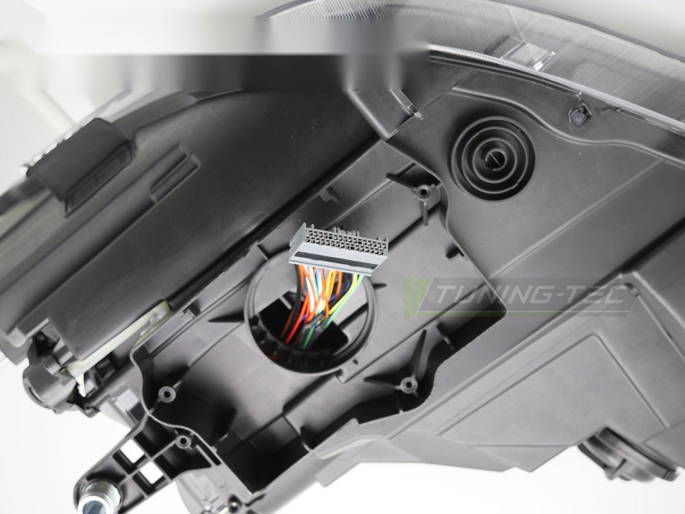 Frontlykter Seat Leon III 5F OEM LED sett fra siden med profil synlig