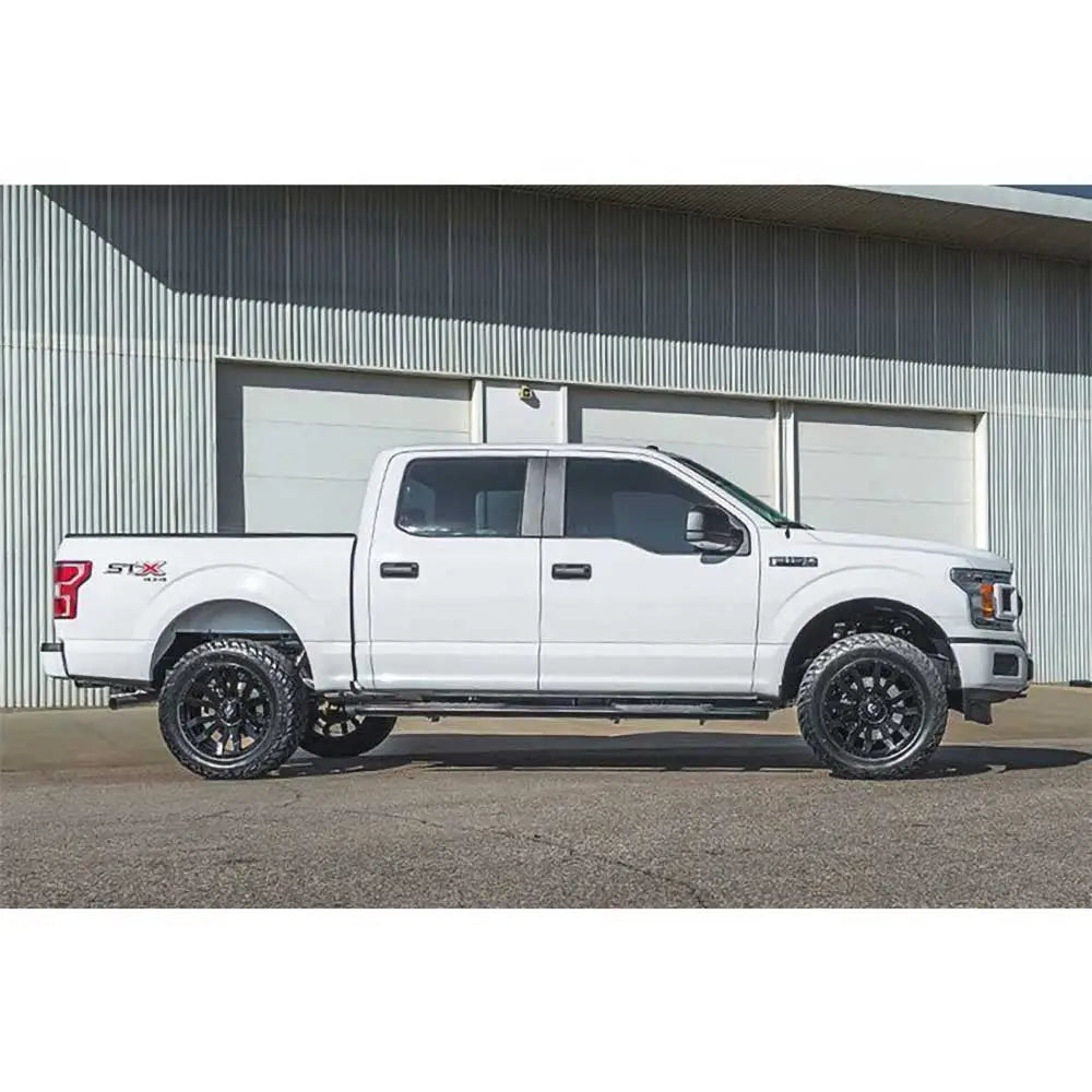 Felg D675 Blitz Gloss Black Fuel 20x9 Et20 6x139.7