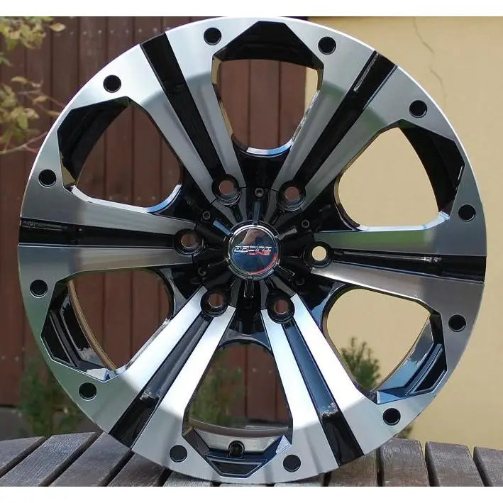 Felg Racing Line 376 8,5x17 6x139,7 Et0