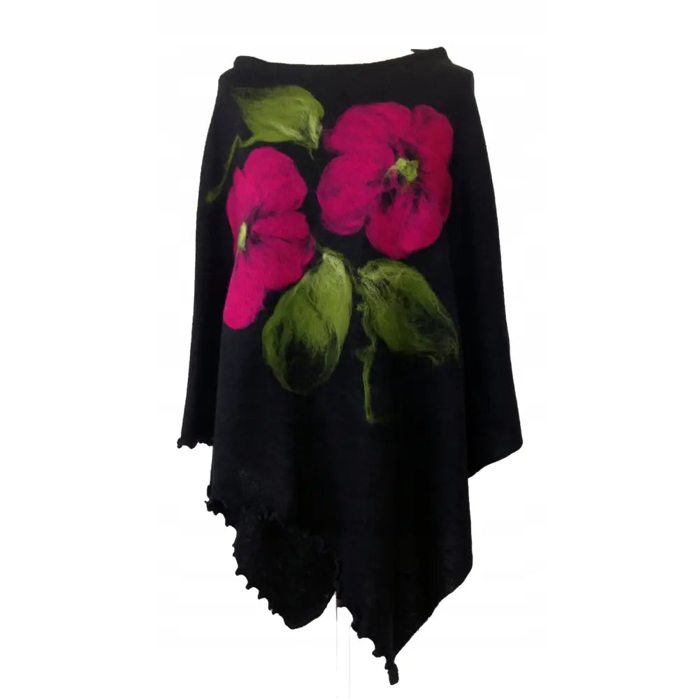 Filtet Poncho i Ull med Strikket Mønster 163