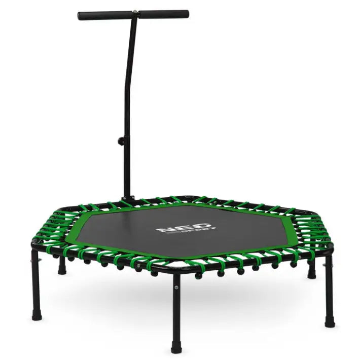 Fitness trampoline med håndtak, sekskantet modell sett skrått, viser detaljerte strikker og justerbart håndtak.