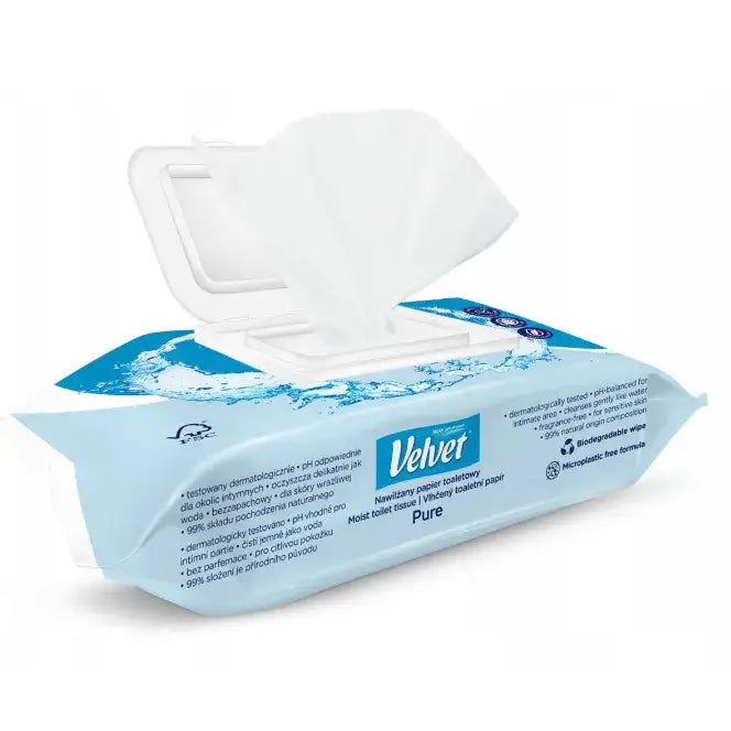 Fløyelsmykt våt toalettpapir Pure, lyseblå pakke med åpen topp og papir dras ut gjennom plastlokk.