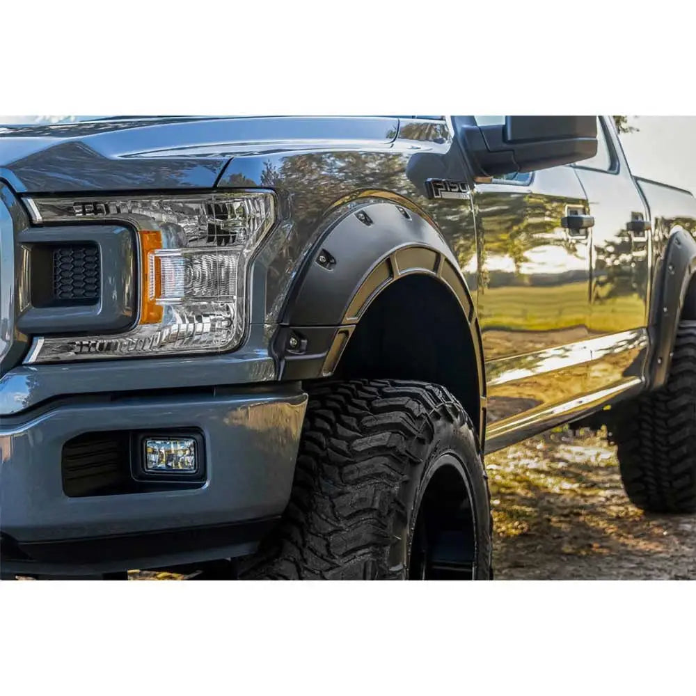 Ford F150 15-20 Skjermbreddere Rough Country Defender Pocket