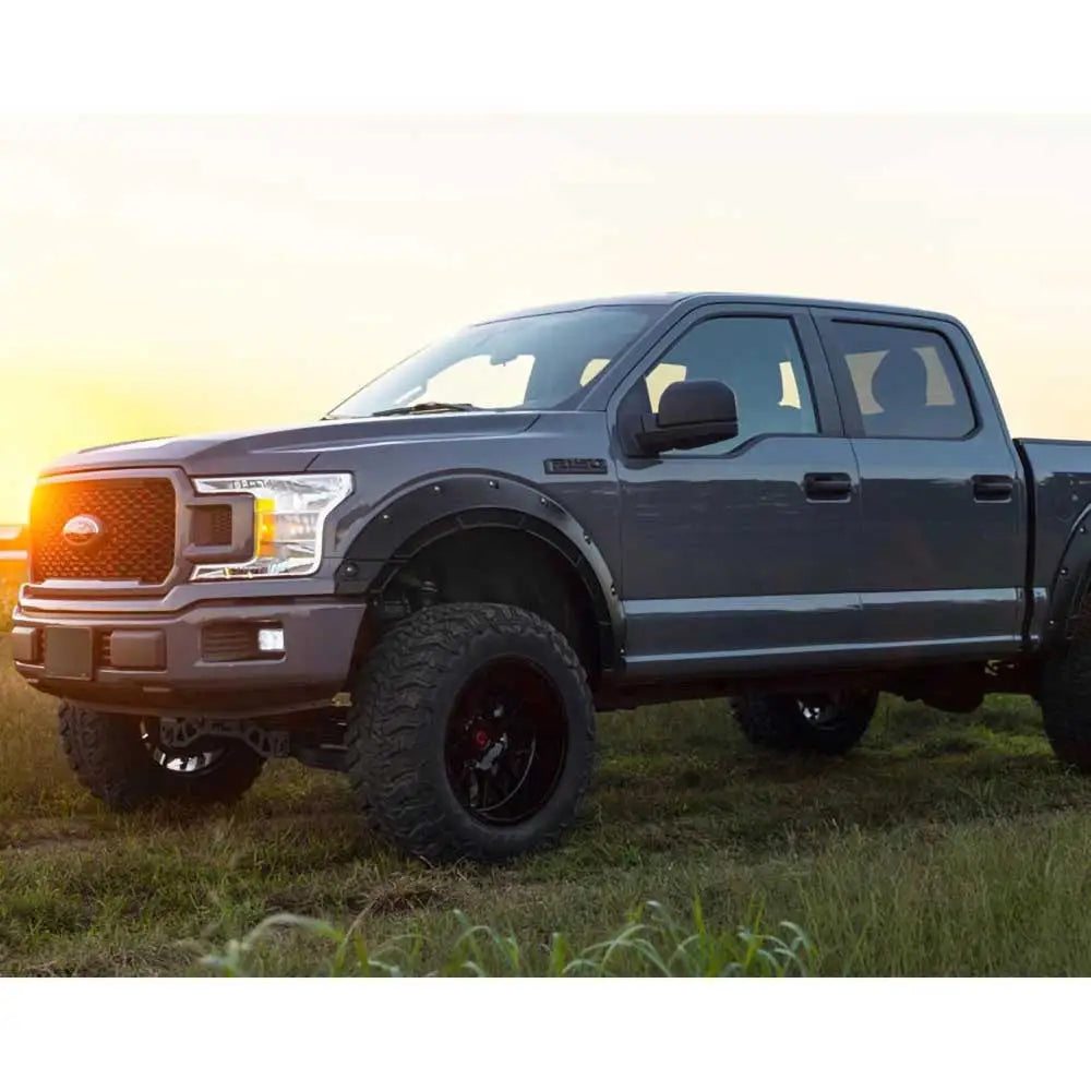 Ford F150 15-20 Skjermbreddere Rough Country Defender Pocket