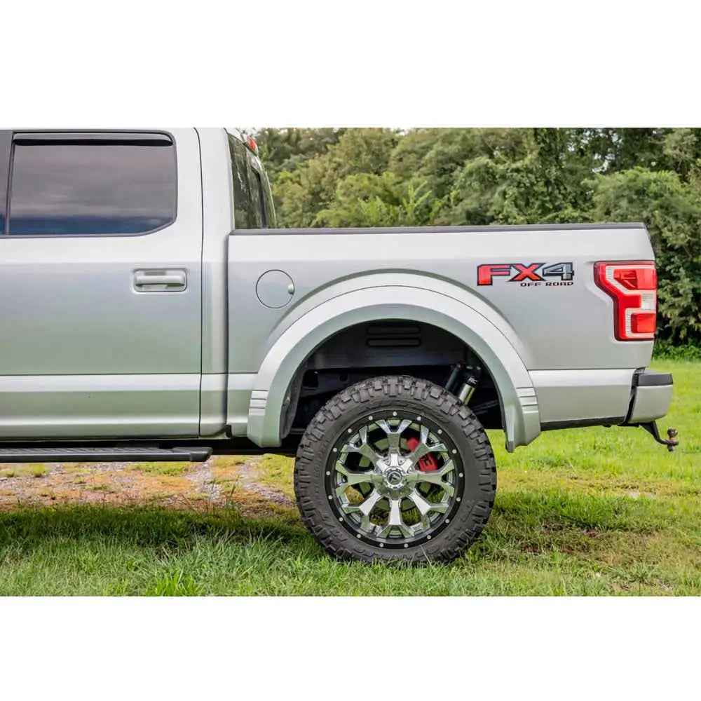 Ford F150 18-20 Skjermbreddere fra Rough Country Sf1