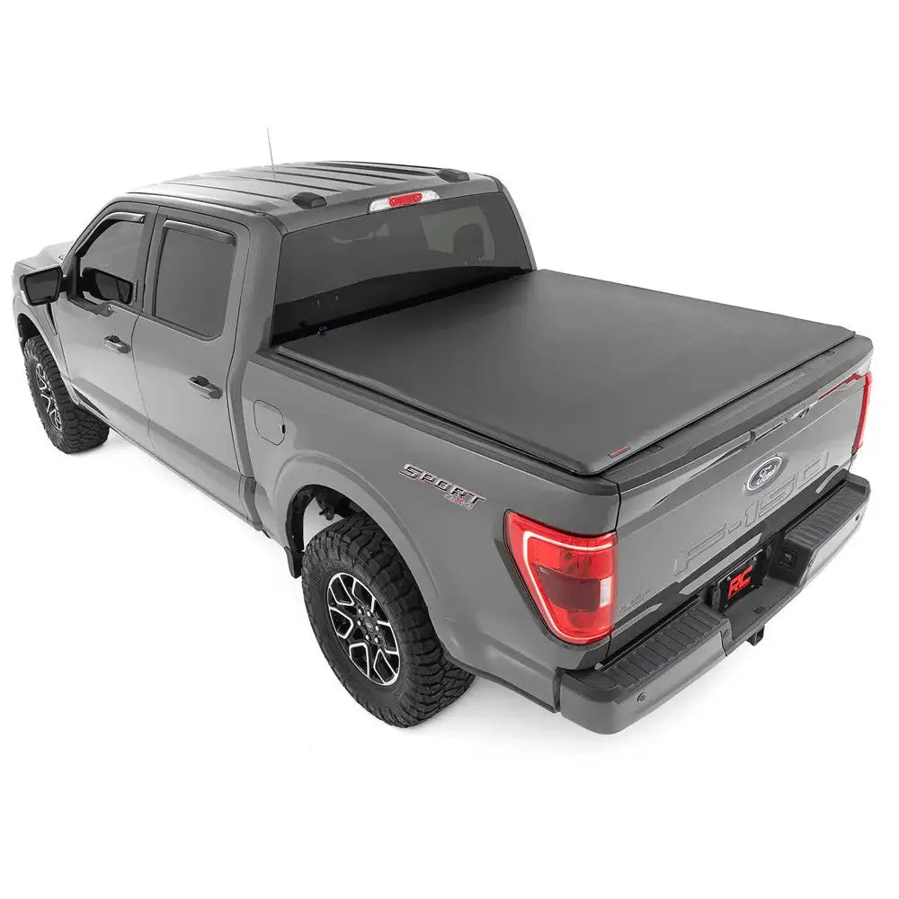 Ford F150 Raptor 17-23 Soft Roll-up Deksel Rough Country 6’7’’