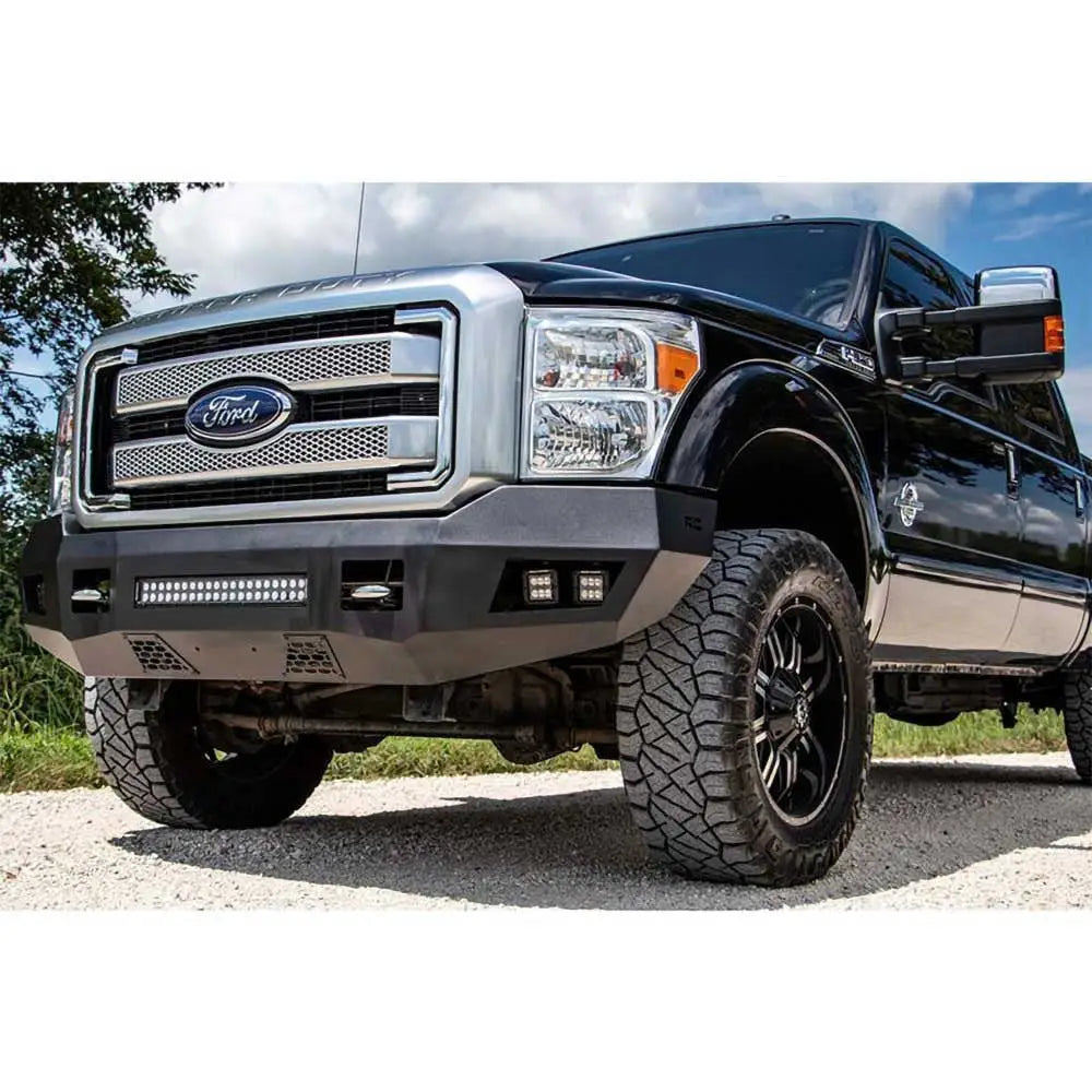 Ford F250 11-16 Fremre Støtfanger med Led-lys fra Rough Country