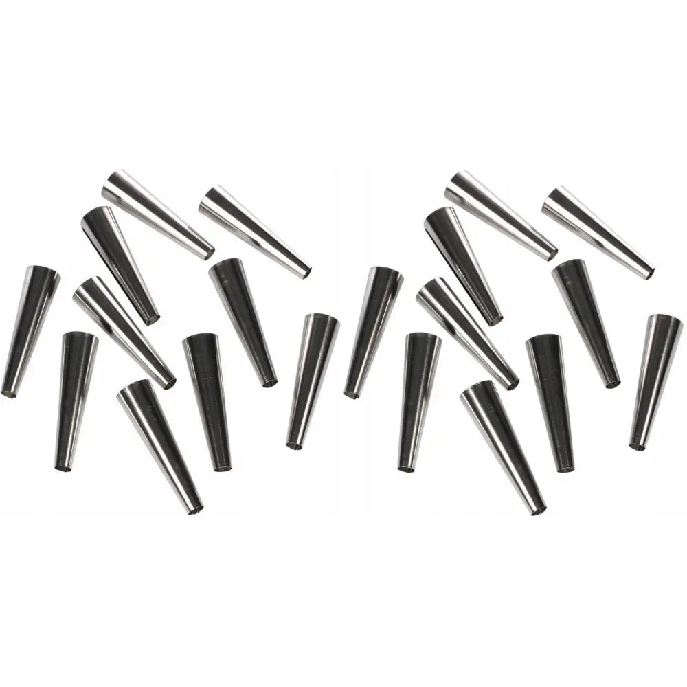 Former for kremfylte rørkaker, sett ovenfra, viser 20 glatte, koniske former i blankt metall på hvit bakgrunn.