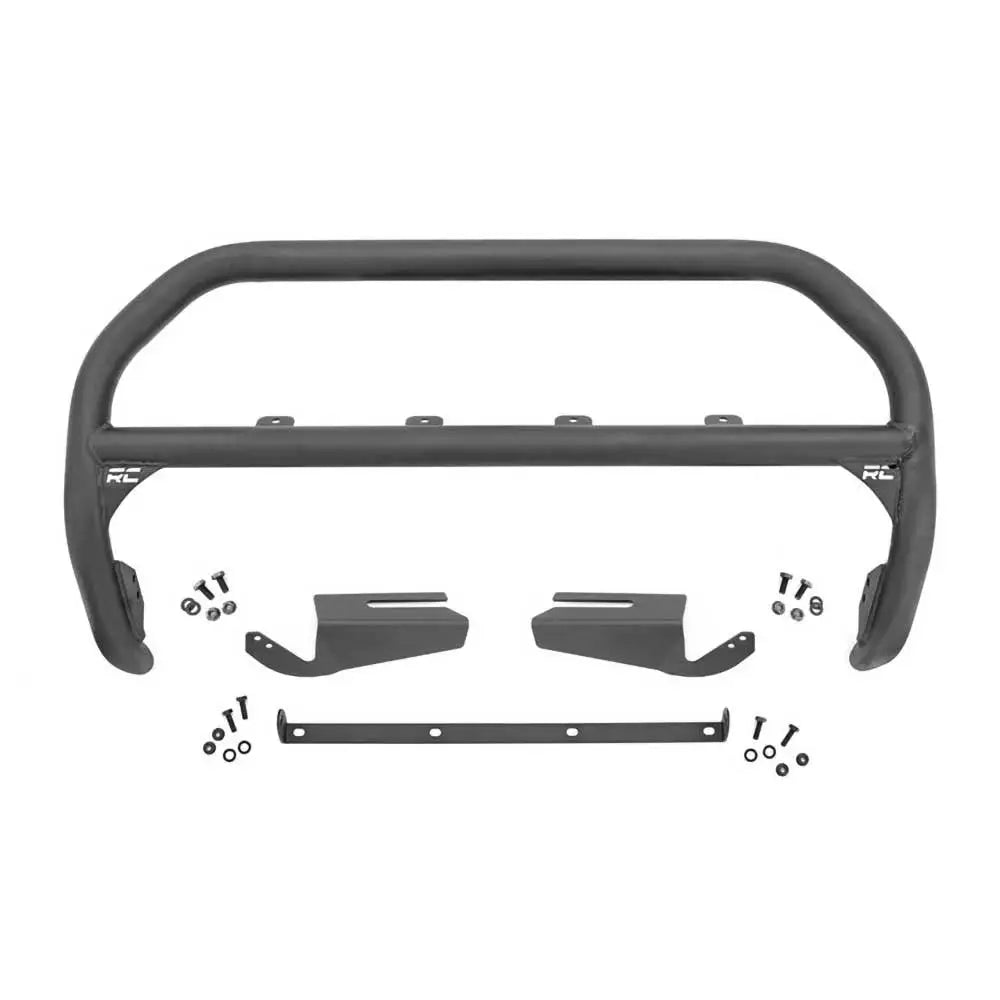 Frontbøyle for Ford New Bronco 2 D 21-, sort metall med braketter og skruer, sett ovenfra mot hvit bakgrunn.