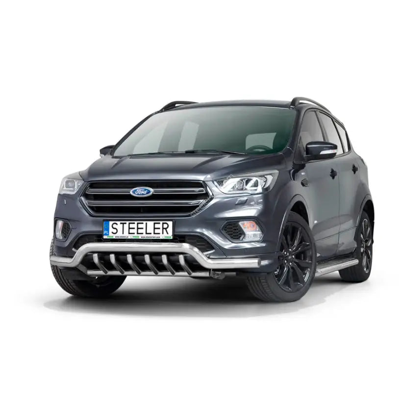 Frontbøyle Ford Kuga 17-19 EC godkjent lav i sølv metall montert foran på grå SUV med grill.
