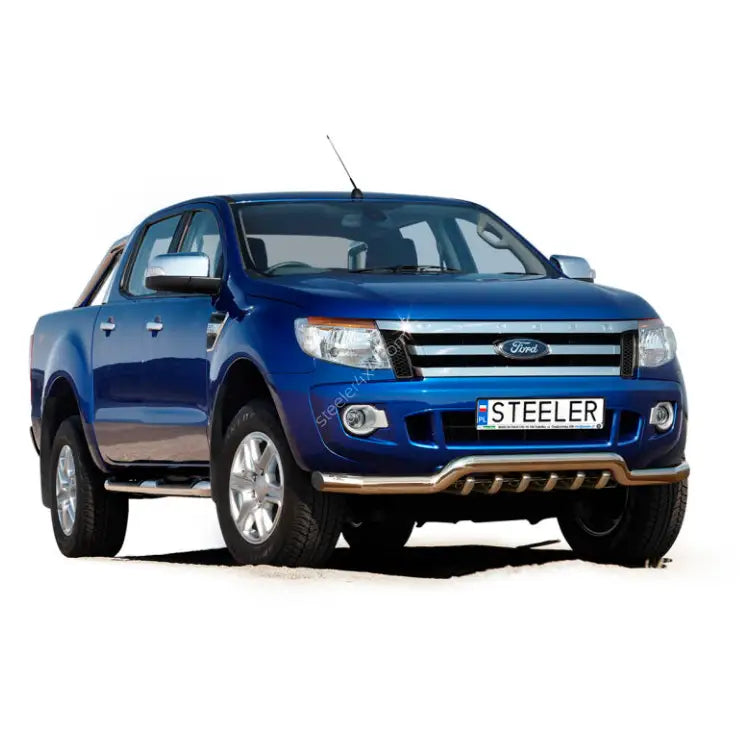 Frontbøyle for Ford Ranger 12-16 EC godkjent lav, montert på blå pickup med sølvdetaljer.