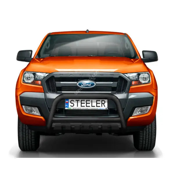 Kufanger på Ford Ranger 16-18 EC godkjent, montert foran grillen på oransje pickup.