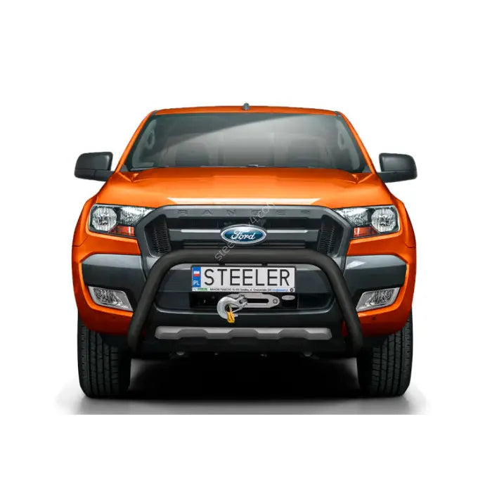 Kufanger på oransje Ford Ranger 16-18 med EC godkjent stålkonstruksjon sett forfra.