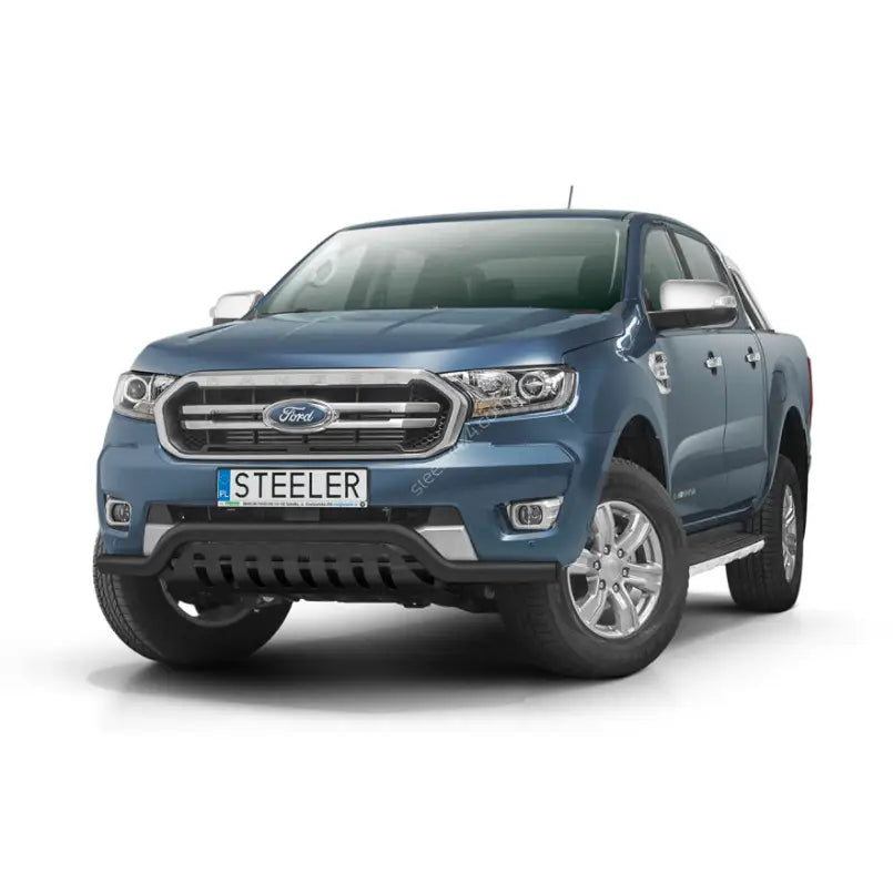 Kufanger til Ford Ranger 19-, EC godkjent lav modell med sort plate, sett forfra i skrå vinkel.