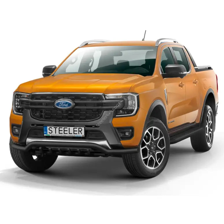 Kufanger til Ford Ranger Wildtrack 23- EC godkjent lav med grill, montert på oransje pickup.