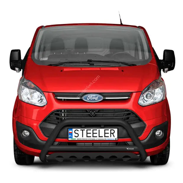 Kufanger til Ford Transit Custom 12-18 montert foran på rød varebil med STEELER-skilt.