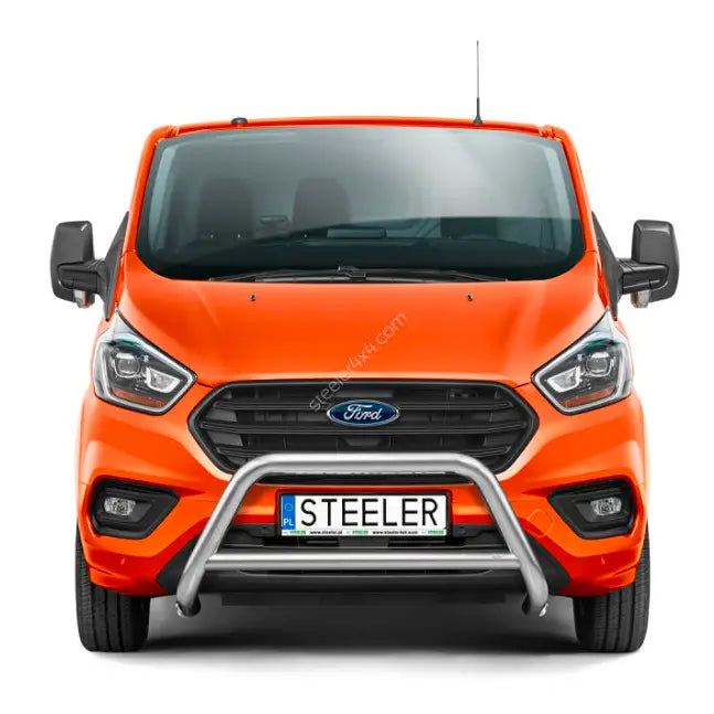 Frontbøyle på Ford Transit Custom 18-23, sølvfarget metall med tverrør, sett rett forfra.