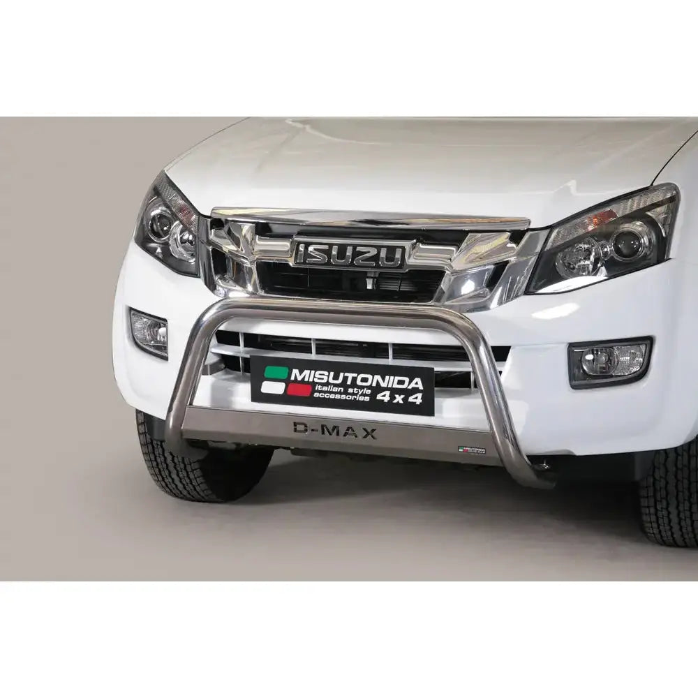 Frontbøyle Isuzu D-Max 12-16 EC Godkjent Medium Mark montert på hvit pickup med polert stålrør.