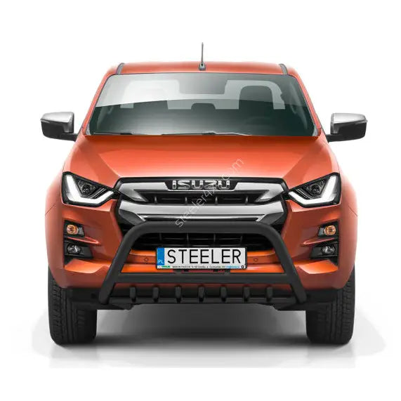 Kufanger på oransje Isuzu D-Max 2020-modell, sort EC-godkjent frontbøyle montert foran grillen.