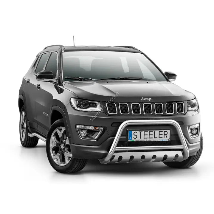 Frontbøyle på Jeep Compass 17-21 EC godkjent, montert på mørk grå SUV med LED-lys og alufelger.