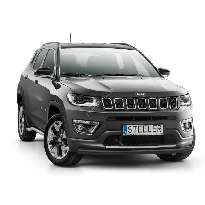 Kufanger på Jeep Compass 17-21 lav modell, vist forfra med karakteristisk grill og frontlys.