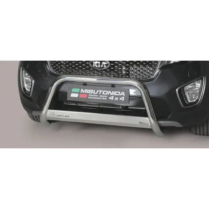 Frontbøyle Kia Sorento 15-19 EC Godkjent montert på svart SUV med synlig grill og logo.
